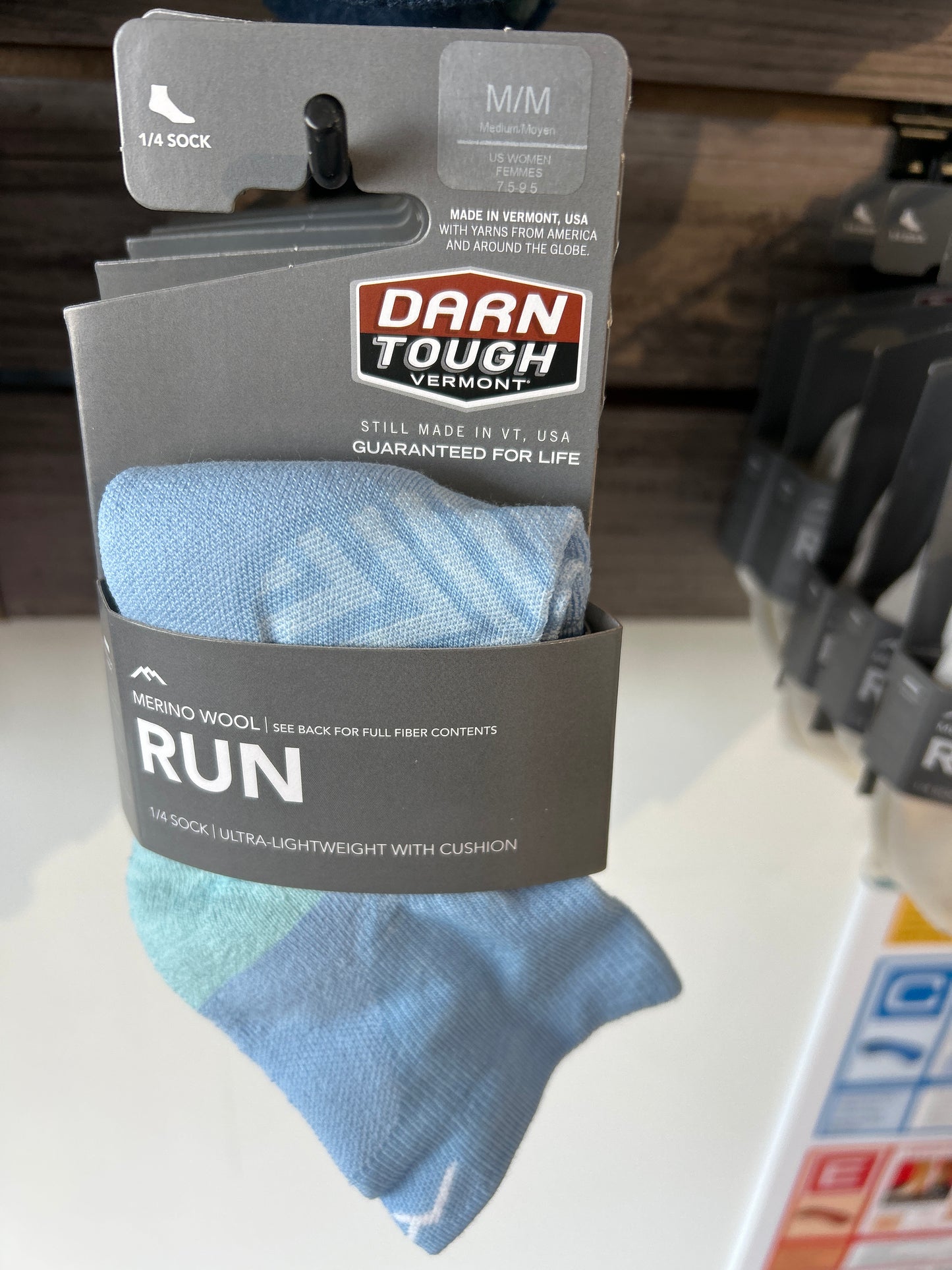 Darn Tough - Women's - Run 1/4 Socks (Ultralight Weight)