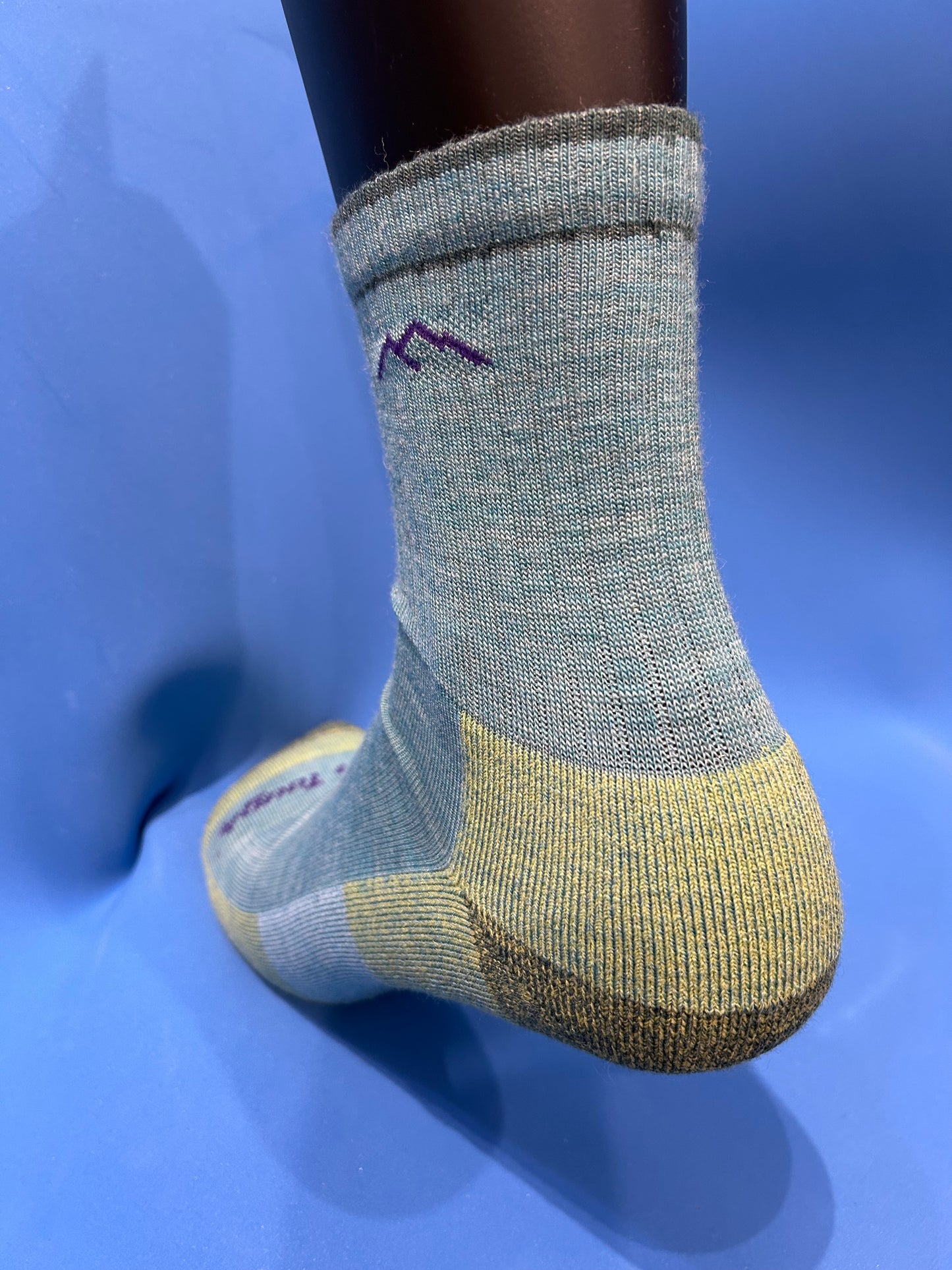 Darn Tough - Women's Hike/Trek Micro Crew Socks (Midweight)