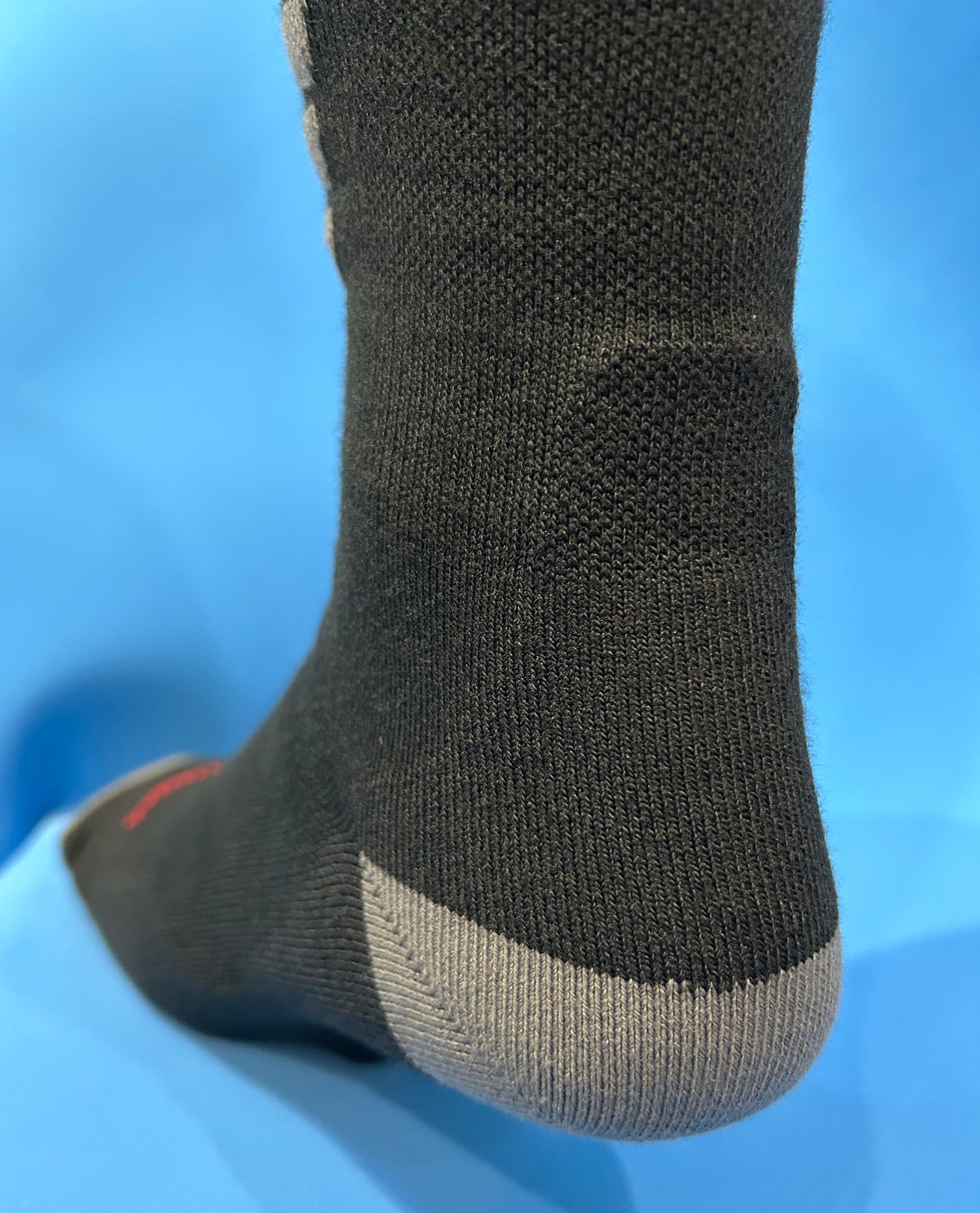 Darn Tough - Men's Snow Over-The-Calf Socks (Midweight)