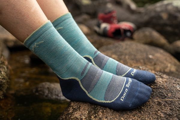 Darn Tough - Women's Light Hiker Micro Crew Lightweight Hiking Socks